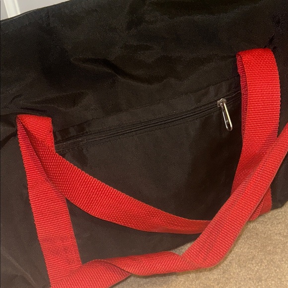 Coca Cola NFL Classic Black and Red Duffel Bag signed by Wayne Gretsky - Picture 5 of 11